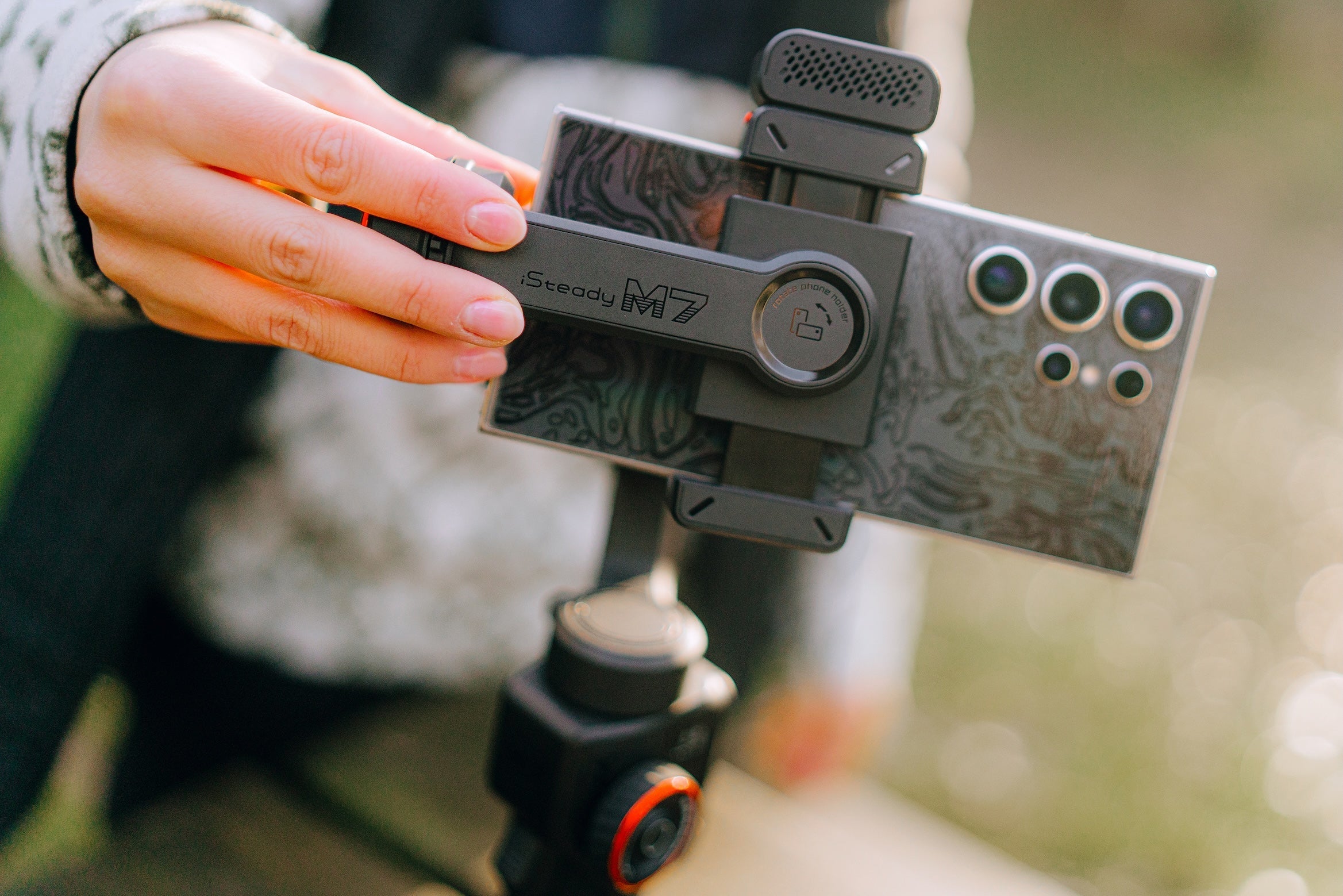 Best Gimbals for Heavy Smartphones in 2026: Balancing the Ultimate Camera Phones