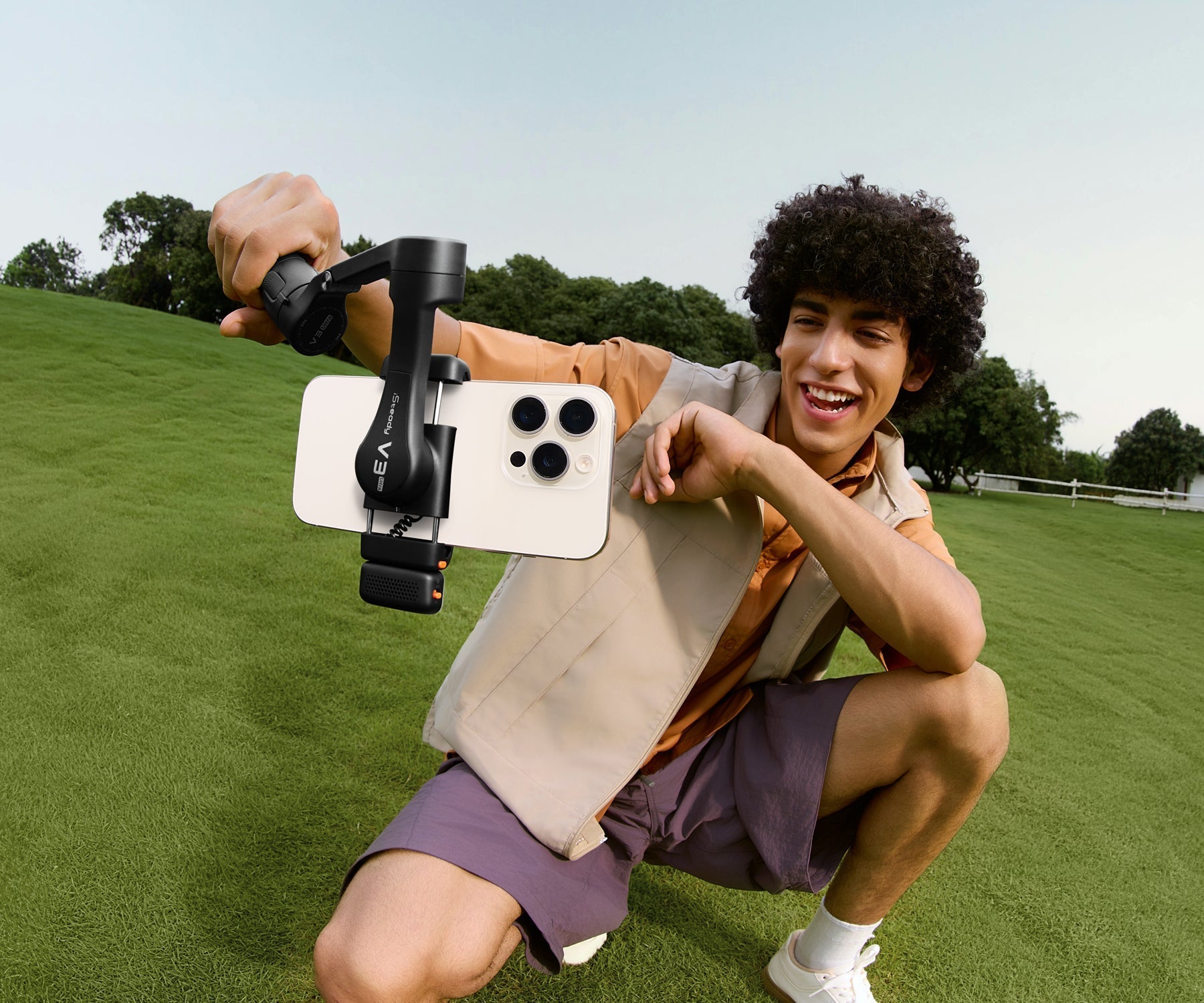 How to Choose Your First Gimbal: A Beginner's Guide by Hohem