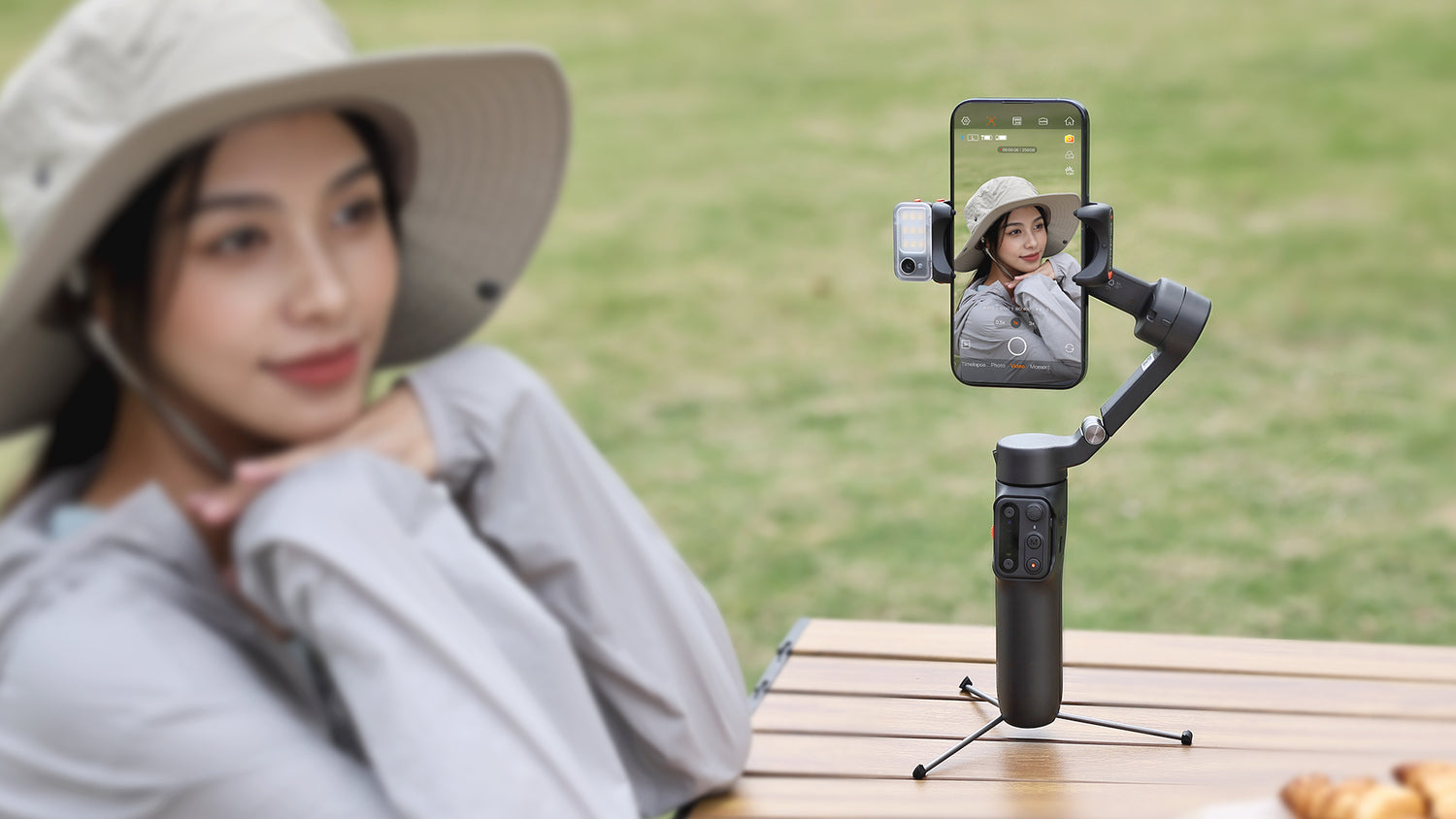 Hohem iSteady V3: Advanced, Portable, User-Friendly Gimbal