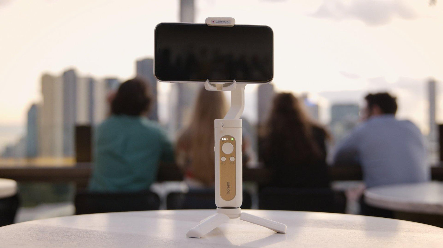 World’s First Lightweight Smartphone Gimbal at CES 2020 —— Hohem to Unveil iSteady X store.hohem.com