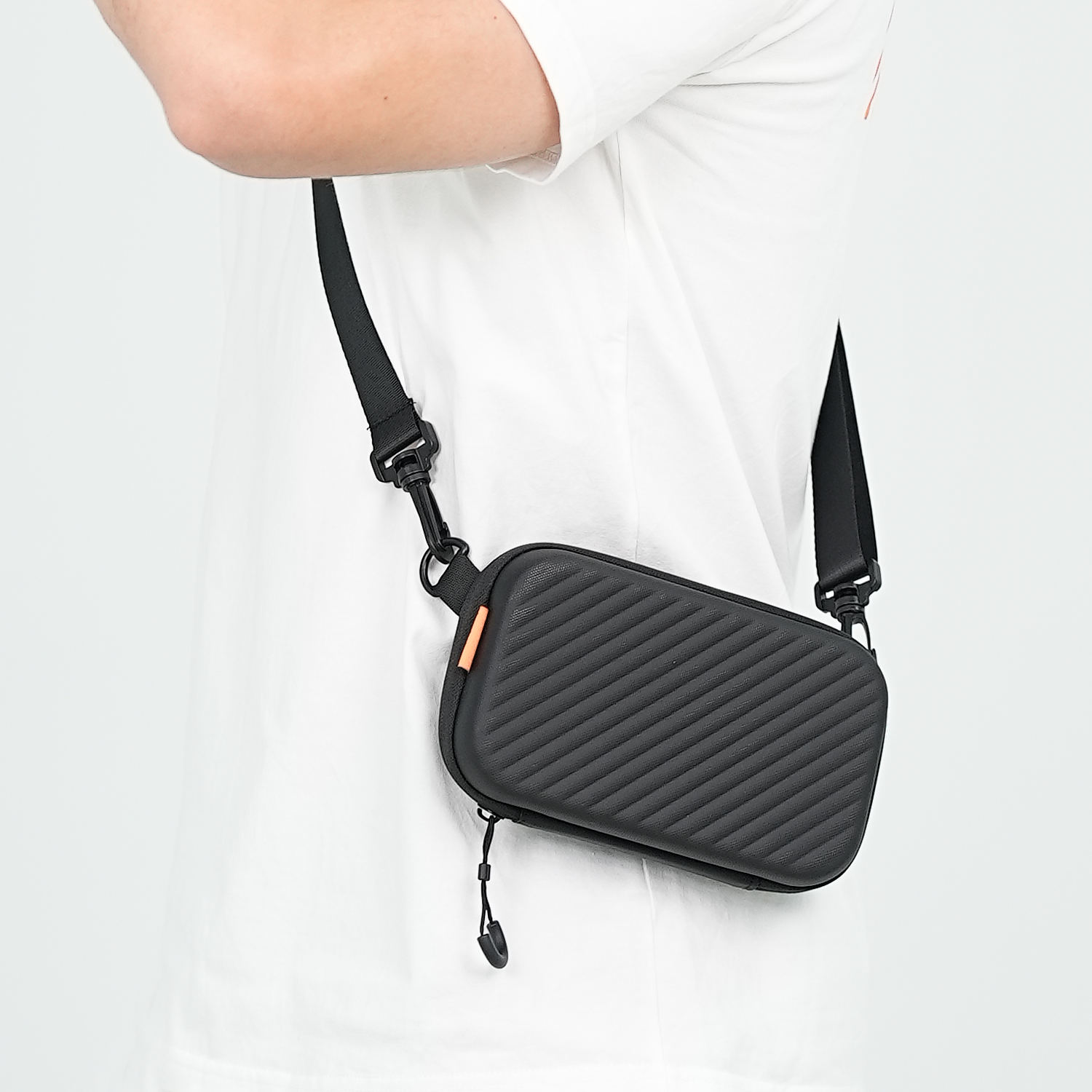 Hohem Crossbody Carrying Bag