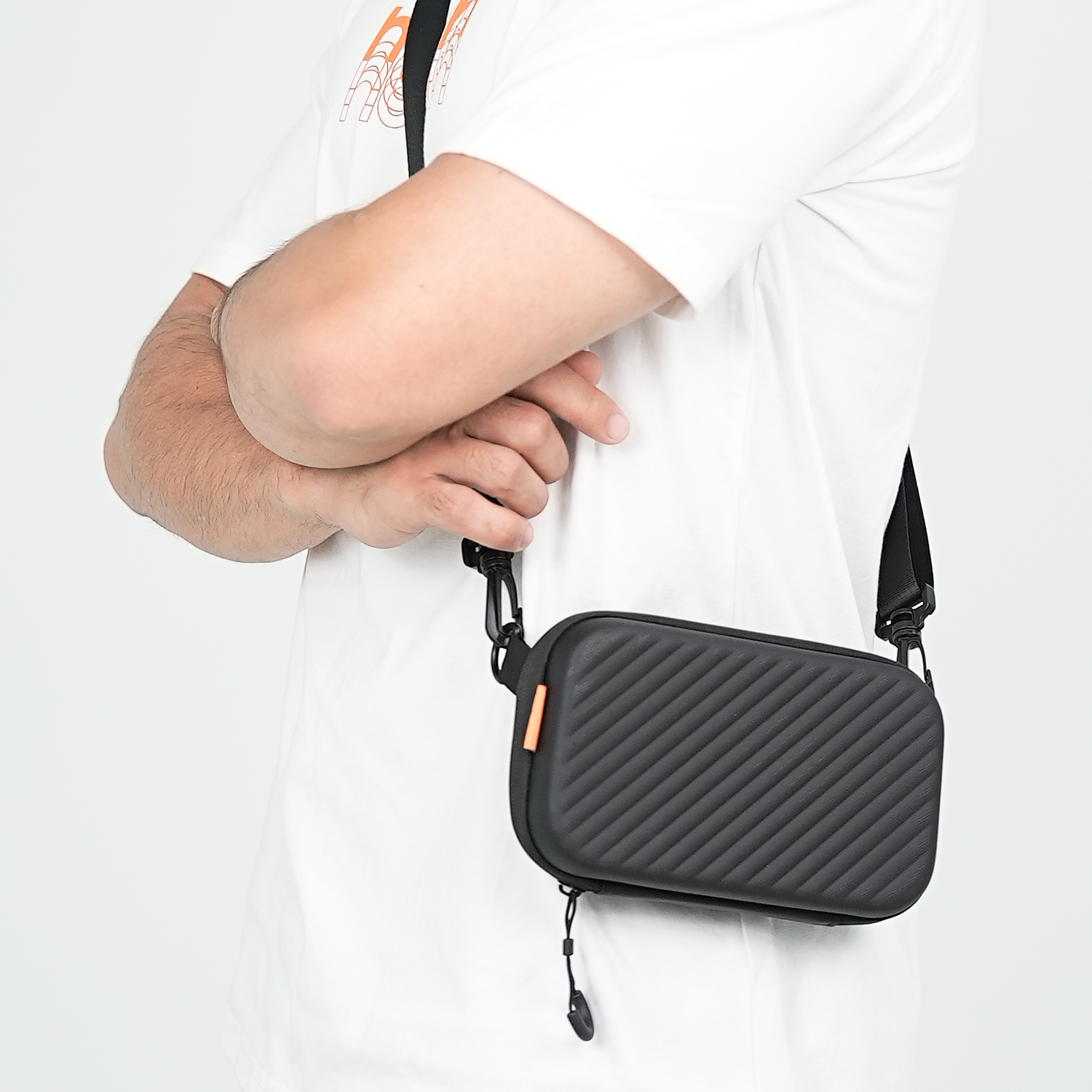 Hohem Crossbody Carrying Bag